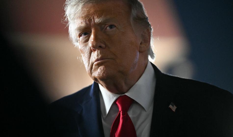 Trump bi zafrknil Britance in odkupil otočje