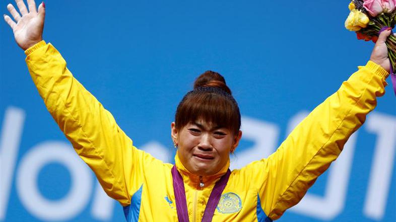 maija maneza london 2012 dvigovanje uteži