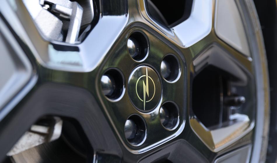 Šef zagotavlja: strela bo še naprej služila voznikom