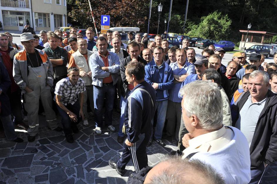 Vegradovi delavci vztrajajo. (Foto: Gregor Katič)