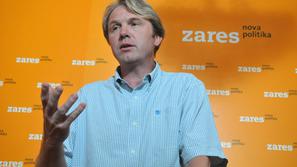 Minister Gregor Golobič je napovedal, da bo v drugi polovici novembra program ob