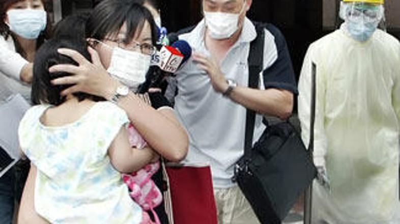 Ljudje so zaradi širjenja nove gripe vse bolj zaskrbljeni.