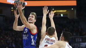 zoran dragić anadolu efes