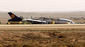 lufthansa, letalo, strmoglavljenje