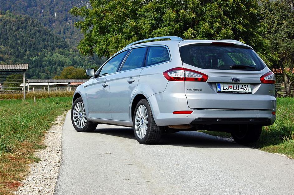 Ford mondeo wagon