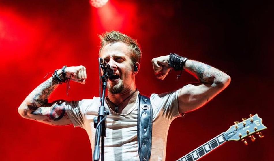 To je dekle najbolj seksi Slovenca, tudi ona je vroča!