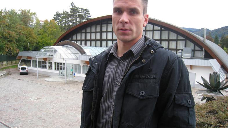 Blaž Ažman, odstopljeni blejski občinski svetnik:  “Županu zamerim slabo vodenje