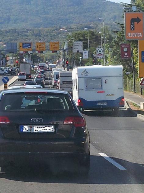 Promet v smeri morja