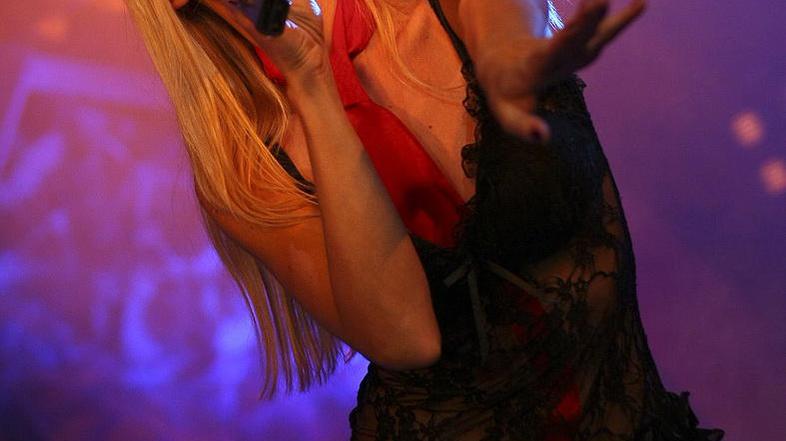 Taya pripravlja nov glasbeni projekt s producenti in založbo v Italiji. (Foto: J