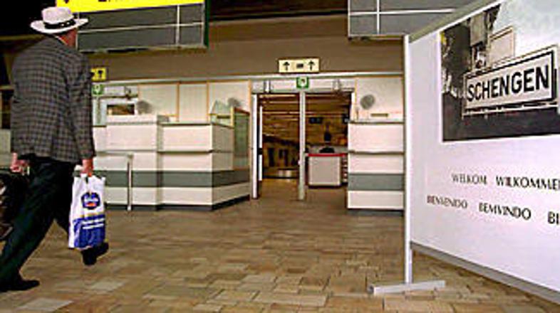 Slovenija bo vratar Evrope najverjetneje postala še pred novim letom.