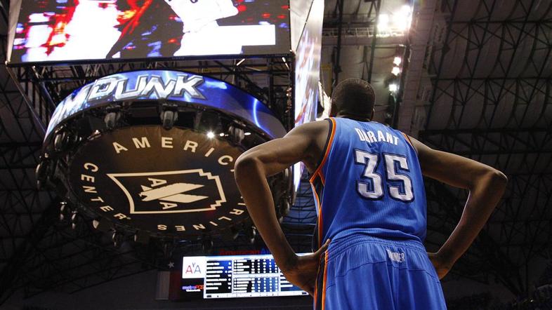 Kevin Durant in soigralci so še drugič zapored v zadnjih minutah zapravili doblj