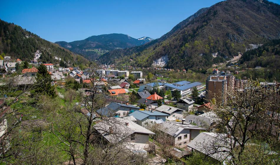 Občina zaposleni izplačala za 4333 evrov prenizko odpravnino