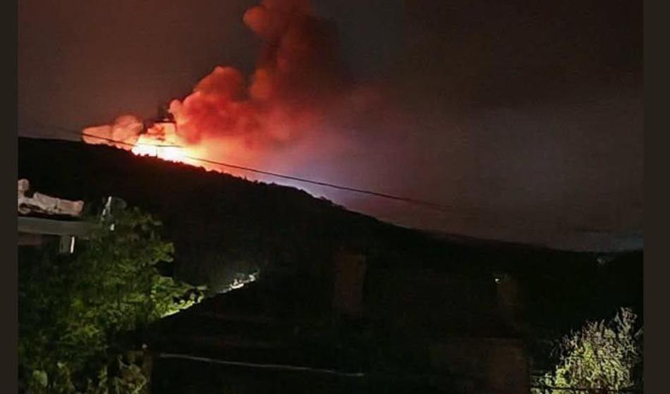 Močna eksplozija, ne izključujejo sabotaže