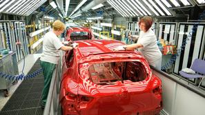 Proizvodnja renault clia v Revozu v Novem mestu.