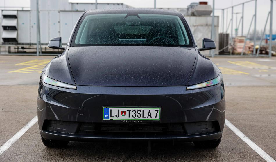To je tesla Y "za navadne ljudi": ponuja več, kot bi pričakovali