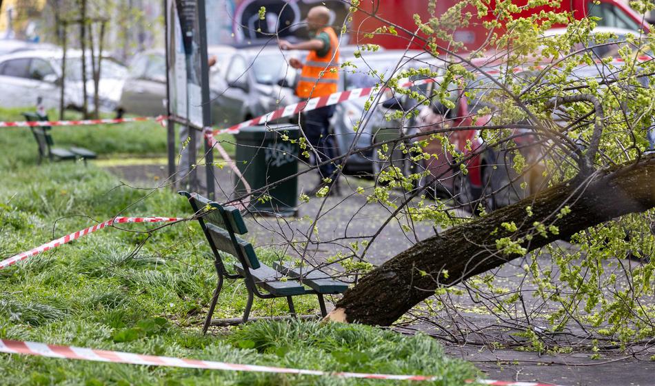 Ni še konec, Arso izdal oranžno opozorilo