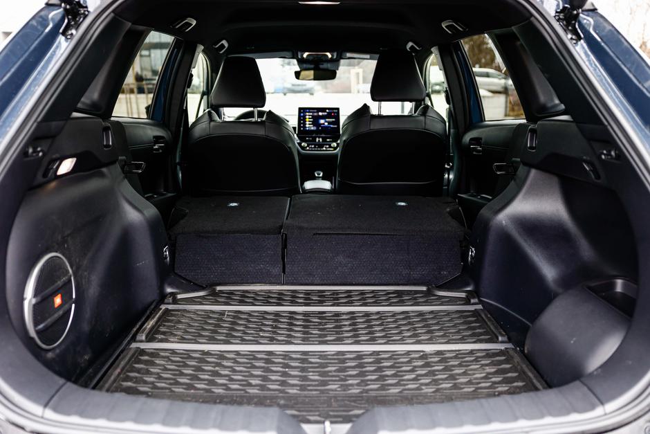 toyota corolla cross | Avtor: Saša Despot