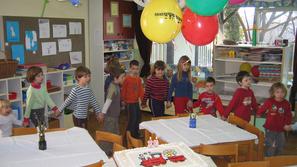 Prvega marca so se 80-letnice s torticami po vseh enotah spomnili v vrtcu Ciciba