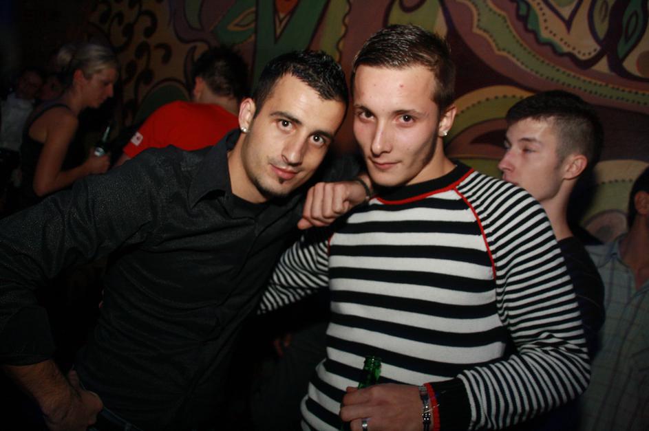 L.B.S. stresel Ambasado