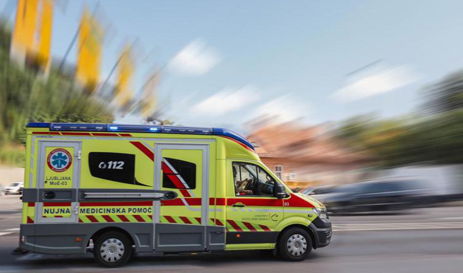 Obležal je pod pestmi uspešnega športnika