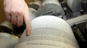 Tokratni potres ni bil tako močan, kot tale, ki ga je zaznal seizmograf na sliki