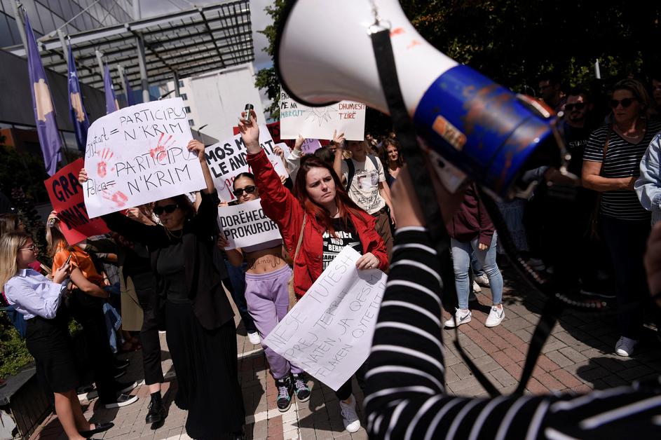 Priština protest