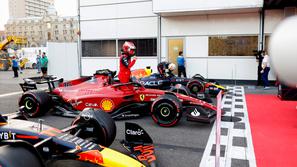 Šport: Verstappen si pred dirko nekoliko otežil delo - Charles LeClerc
