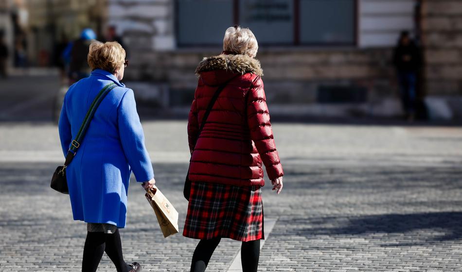 Golob napoveduje izredno uskladitev pokojnin