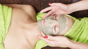 ženska maska krema lepota