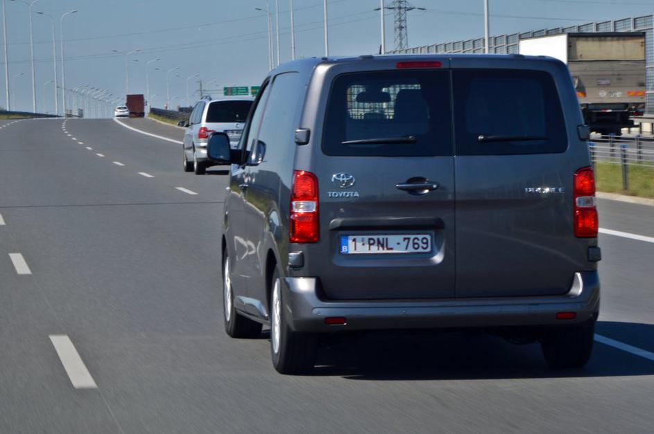 Toyota proace