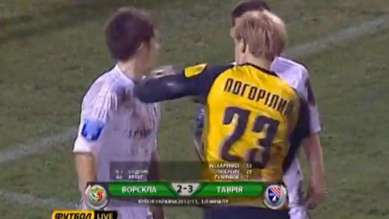 vratar nogometaš udarec