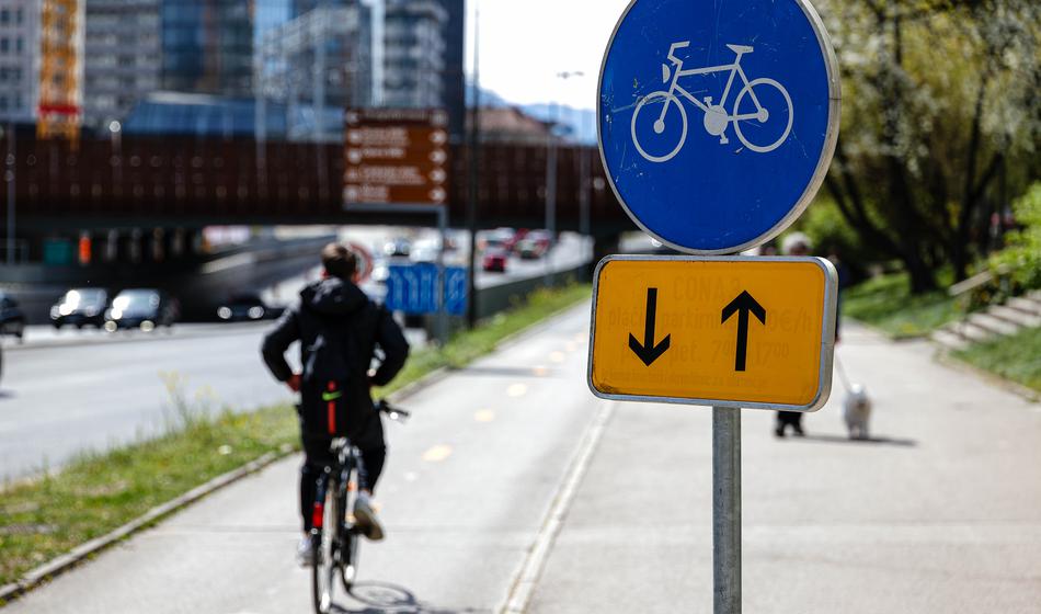 Prekolesarili so 75 km po slovenskih mestih - kje je najbolj nevarno?