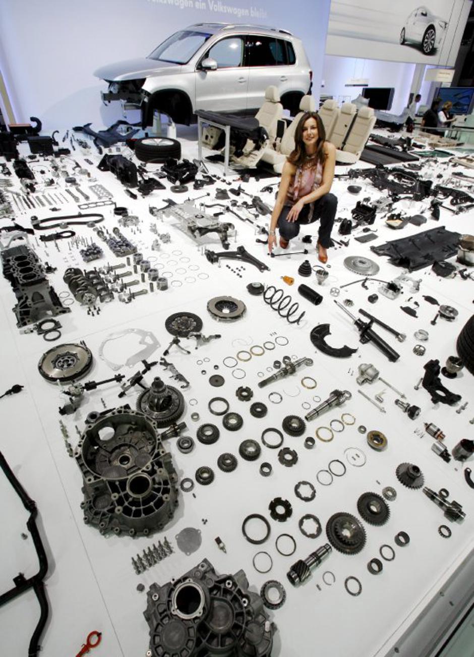 Avtomobilski deli | Avtor: EPA