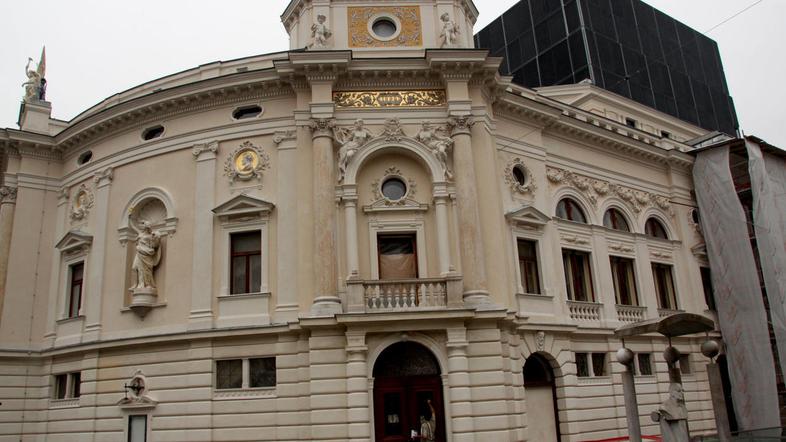 Mitja Bervar, ravnatelj SNG Opera in balet Ljubljana, upa, da bo prva predstava 
