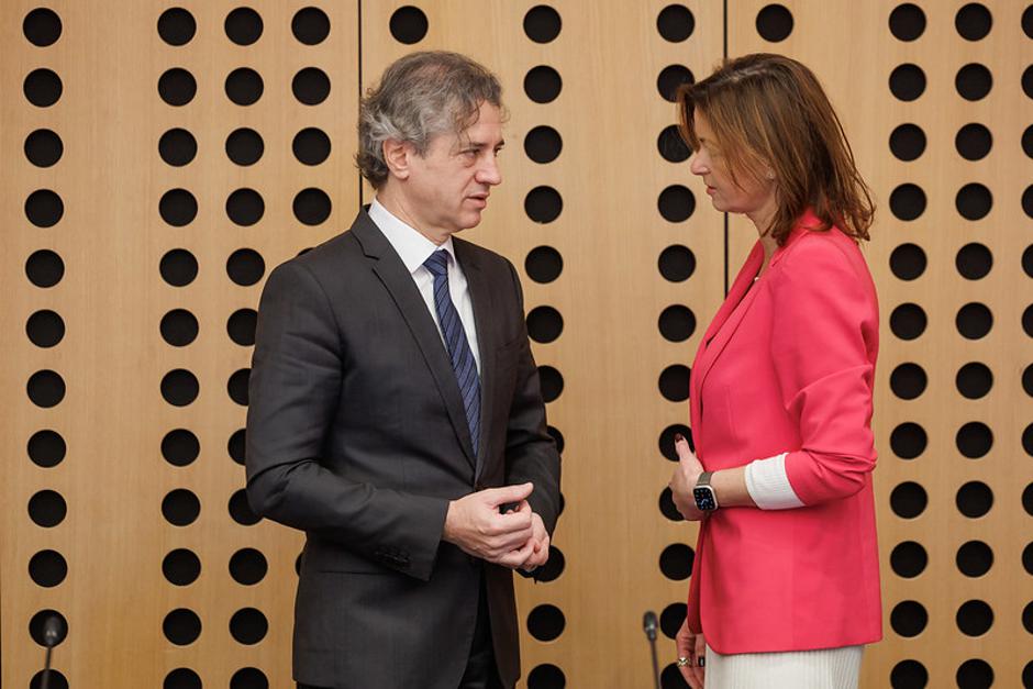 Vlada Robert Golob Tanja Fajon | Avtor: Vlada RS