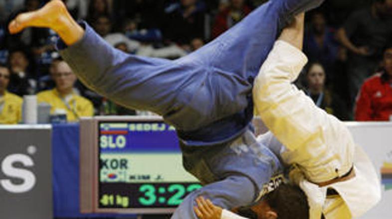 Aljaz_Sedej_AFP_120408 - main