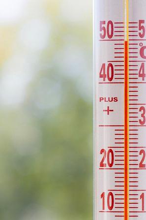 vročina temperatura sonce pripeka termometer