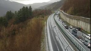 Zastoj zaradi prometne nesreče, hitra cesta Razdrto Vipava