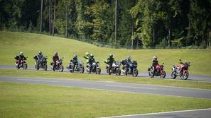 Motoristi in tečaj varne vožnje