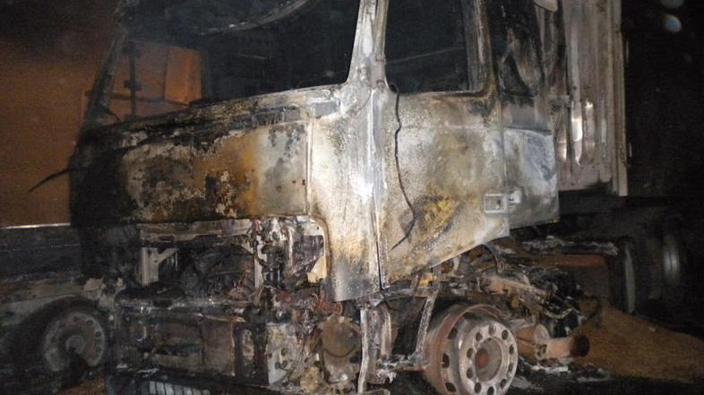 Eno so predpisi in varnostni ukrepi, drugo je človeški faktor. Upoštevate rdečo 