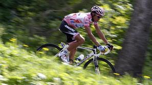 Alberto Contador na enem od avstrijskih spustov. (Foto: Reuters)