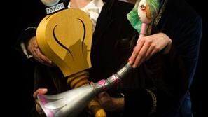 Predstava traja 45 minut in je primerna za otroke od 4. leta starosti. V LGL Lju