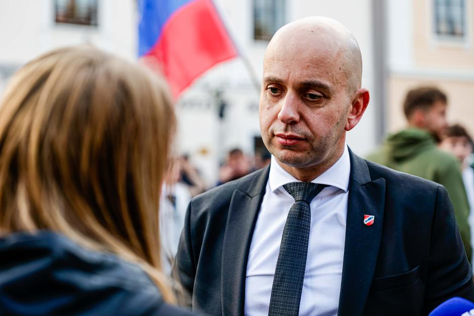 novo mesto shod romi, samo pogorelc | Avtor: Saša Despot