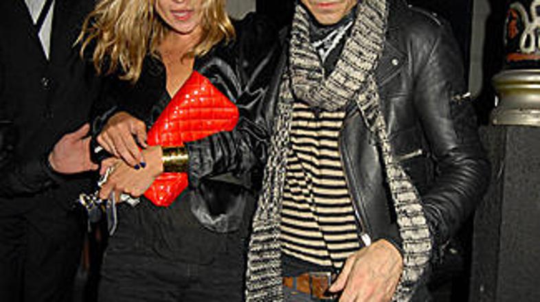 Mossova in Hince naj bi se kmalu poročila, vsaj tako je Kate zatrdila svojim obo