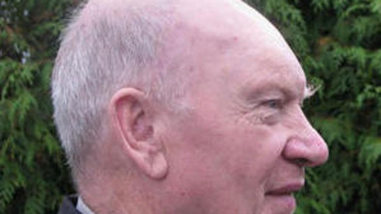 Zrasla mu je nova lobanja.