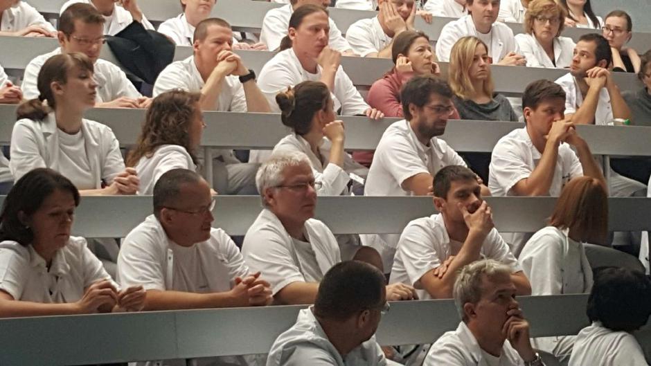 Zdravniška stavka: Zbor na UKCL | Avtor: Fides