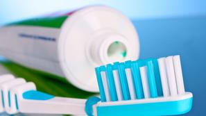 Bodite pozorni, s čim si umivate zobe. (Foto: Shutterstock)