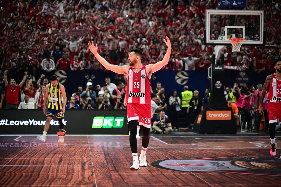 Alec Peters Olympiacos Fener | Avtor: Profimedia