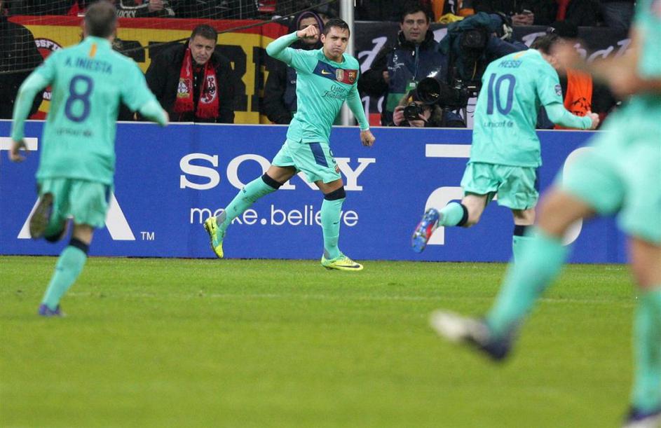 bayer barcelona sanchez