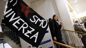 slovenija 22.11.2011 javna tribuna, studenti, filozofska fakulteta v Ljubljani; 